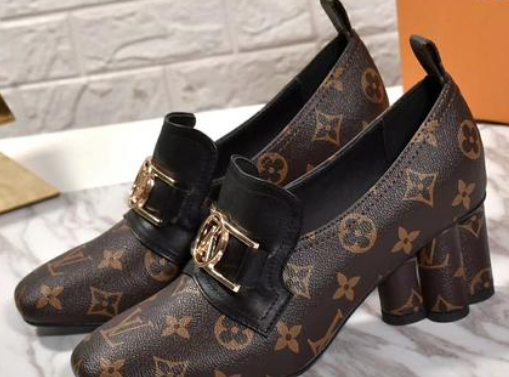 China Wholesale Supplier Branded  sellers Louis Vuitton Formal Wear, join us on whatsapp | Yupoo